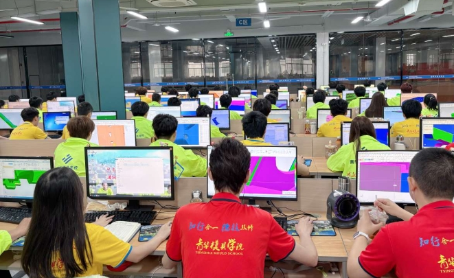 入学仅2个月！大学生直言：三年高校学习，不如实训一月成长