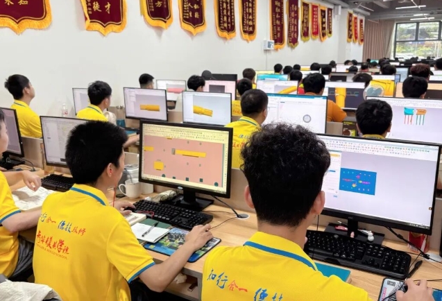 想从普通岗位转技术岗，为什么PLC值得认真了解？