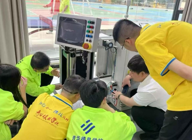 没学历，真的不能靠技术翻身吗？
