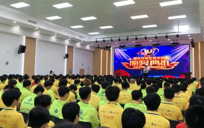 孩子的蜕变，从来都不晚：人生不止读书一条出路