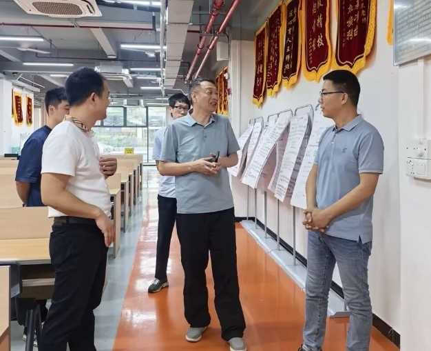 风口不停轮换，模具行业为何能稳做百年刚需产业？
