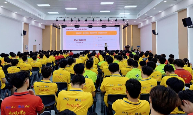 为什么越来越多年轻人，首选模具技术行业？真相很现实