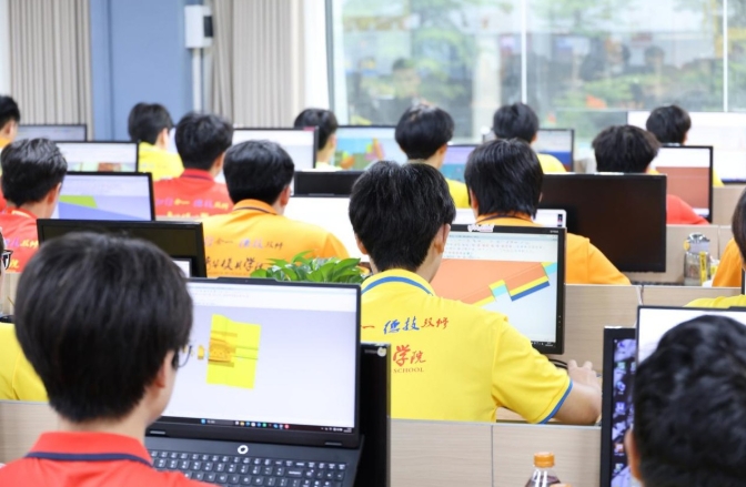 学编程为什么首选UG？不教MC、不用Creo？一篇讲透行业真相！