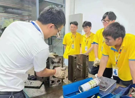 职业教育长远护城河：毕业多年依旧认可、推荐、同行的学子