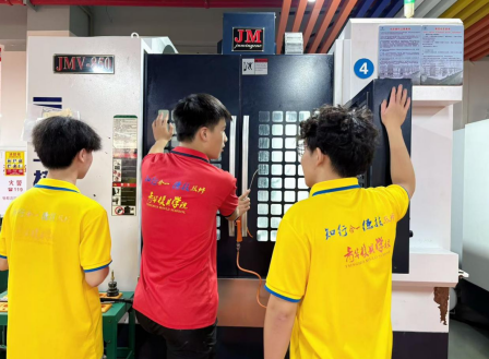 学员毕业喜报｜学有所成，自主求职上岗！叶同学顺利结业入职新岗位