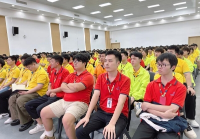学员上岗纪实｜本科零基础转行模具设计，稳坐办公室优质岗位