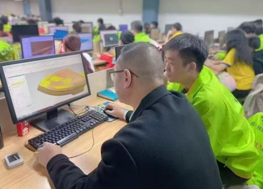 一毕业就近 8k 入职奇瑞旗下车企！产品结构设计，为什么越来越吃香？